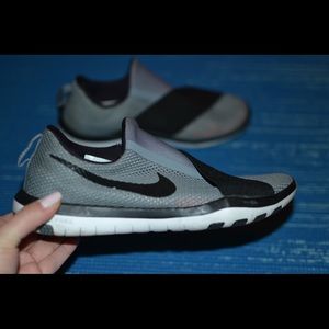 Women’s Nike sneakers